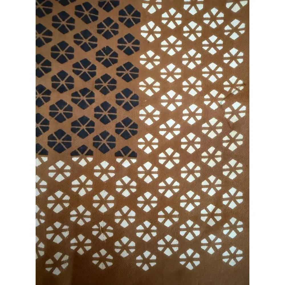 Unknown brown 100%